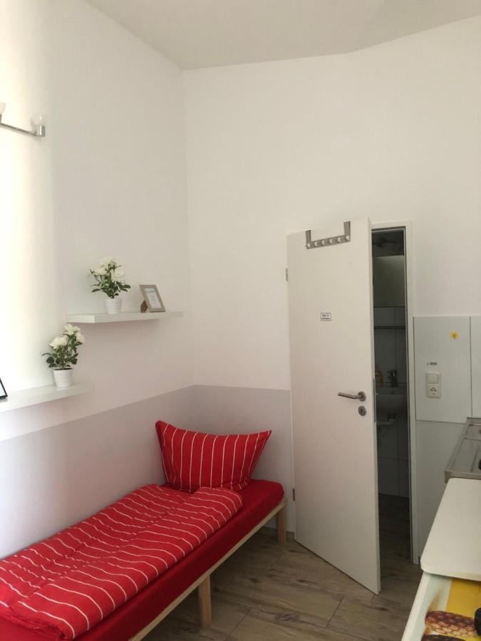 Fremdenzimmer Sas Хюккельхофен Экстерьер фото