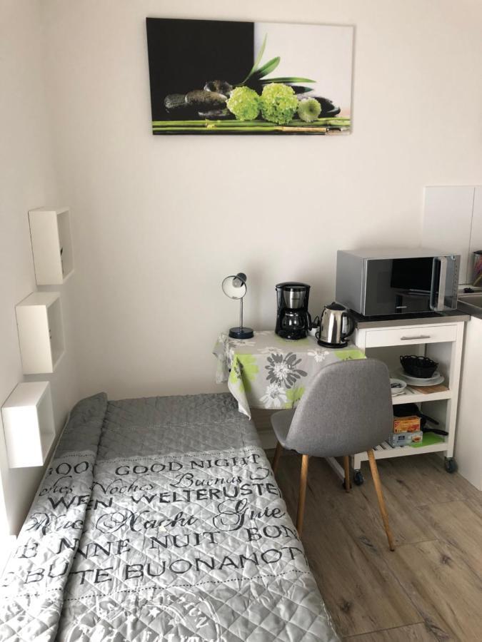 Fremdenzimmer Sas Хюккельхофен Экстерьер фото